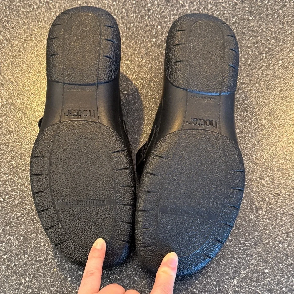 Hotter Women's Black Mary Jane Leather Flats with Strap - size 7.5